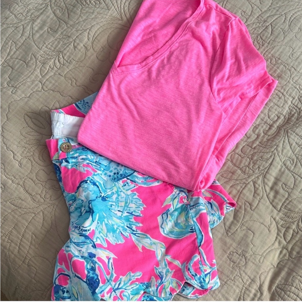 Lilly Pulitzer Lobsters in Love print